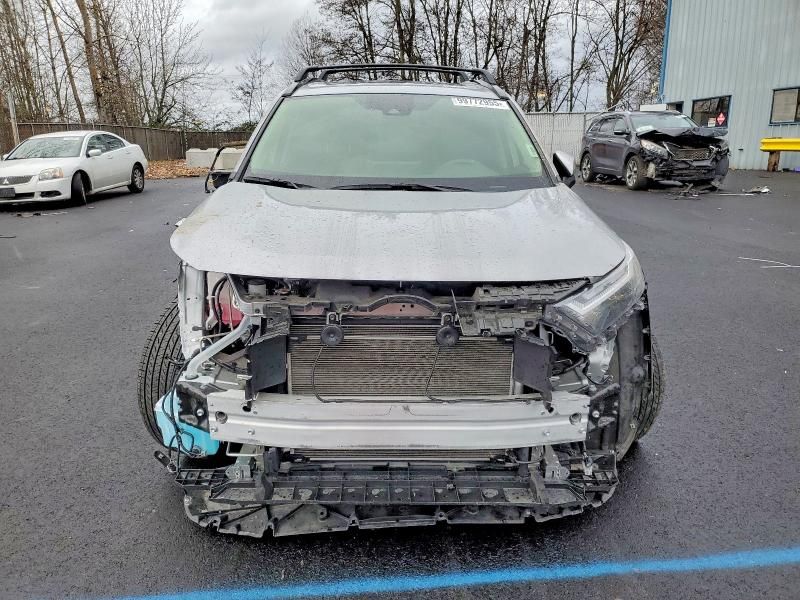 2024 Toyota Rav4 xle Premium