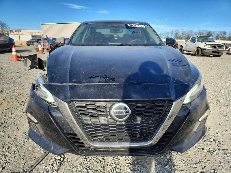 2020 Nissan Altima sr