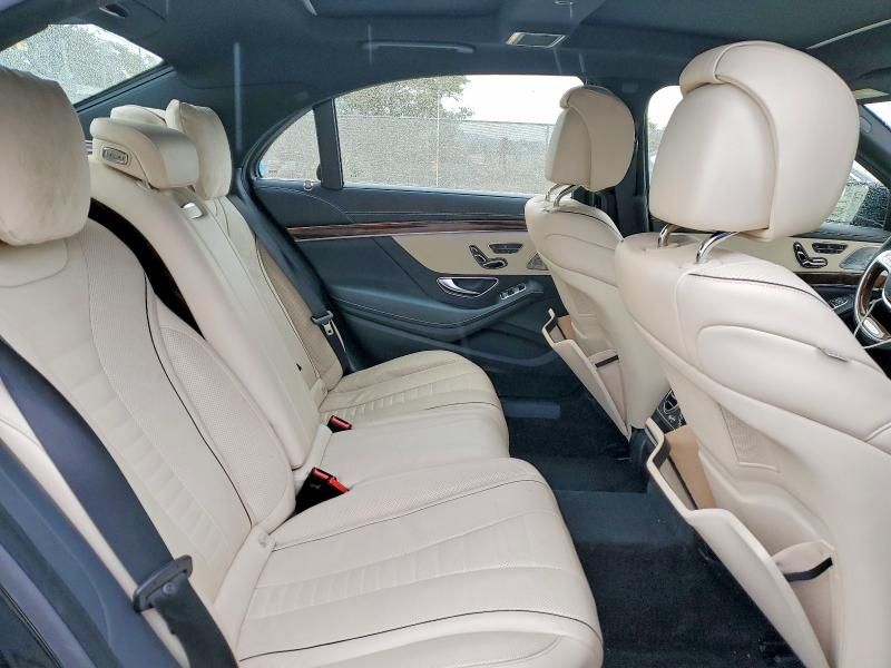 2015 Mercedes-Benz S 550