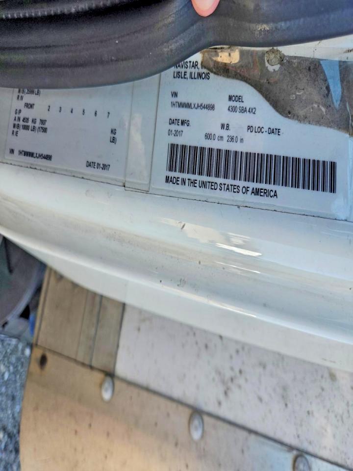 2018 International 4300 BOX Truck