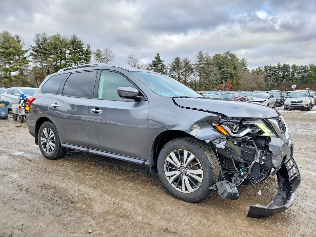 2018 Nissan Pathfinder s