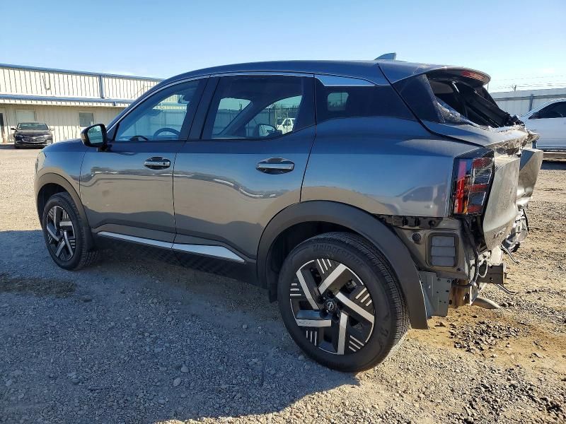 2025 Nissan Kicks sv