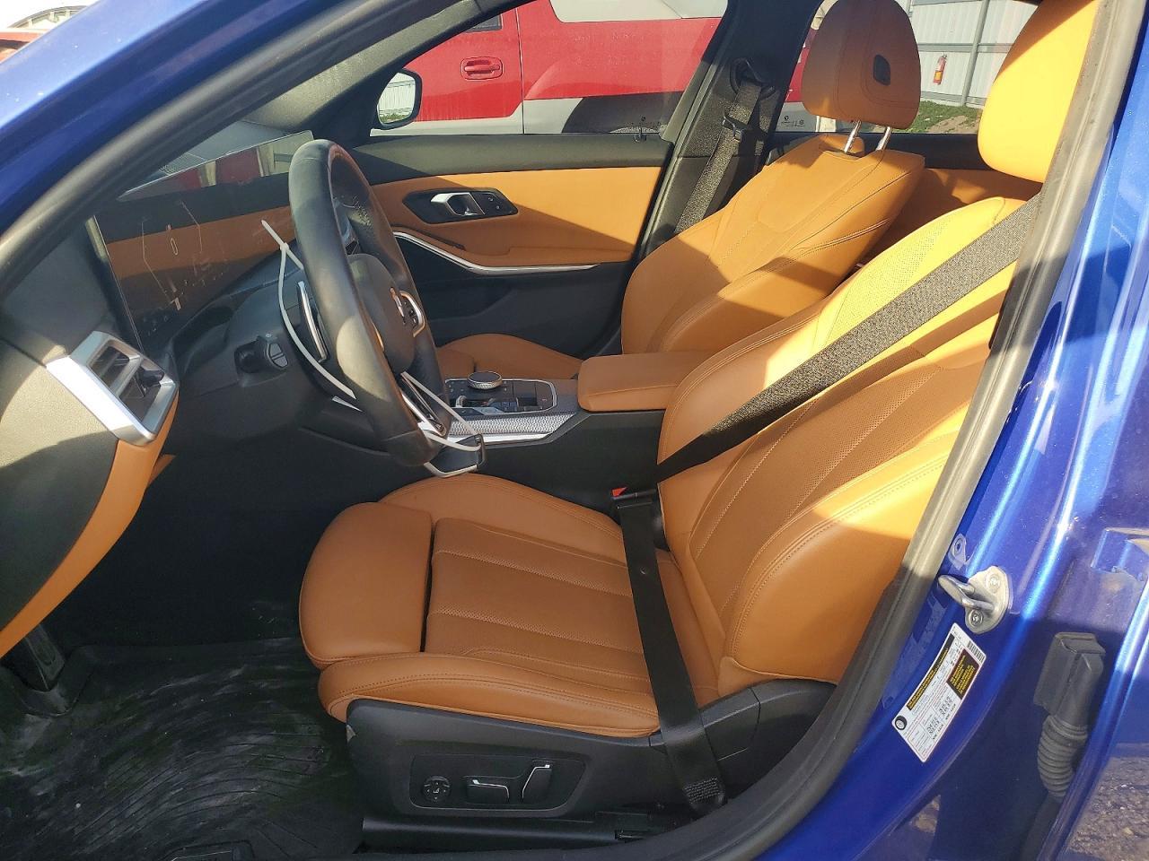 2025 BMW 330i