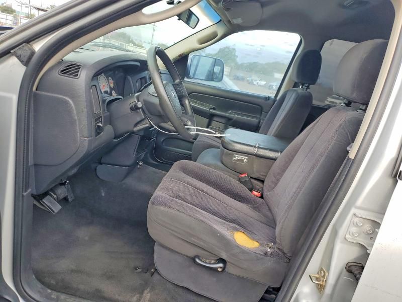 2004 Dodge RAM 1500 ST