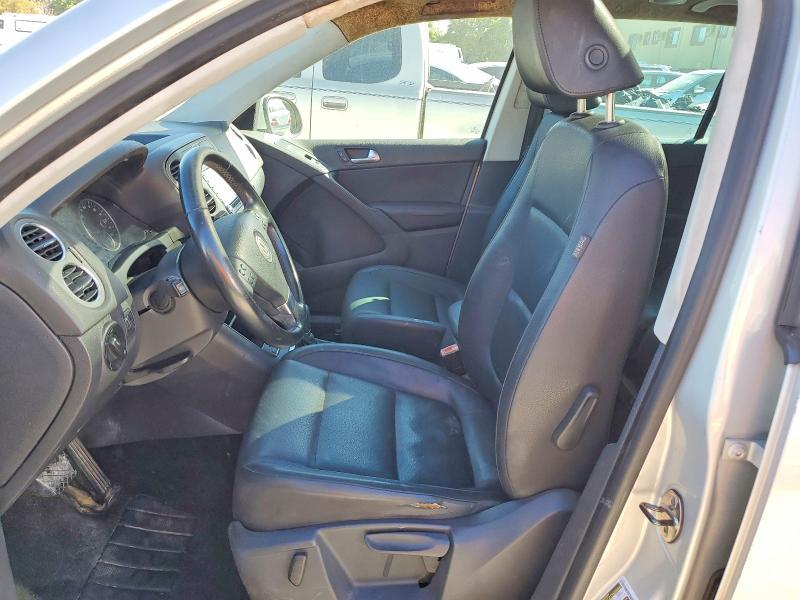 2010 Volkswagen Tiguan se