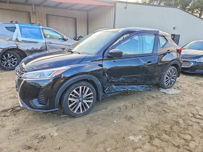 2021 Nissan Kicks sv