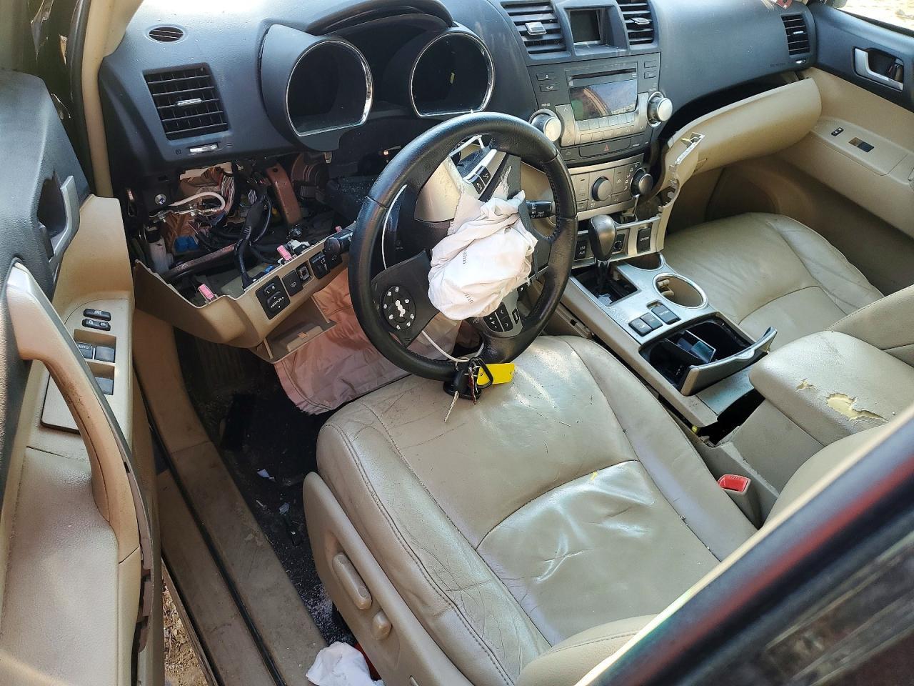2012 Toyota Highlander Base