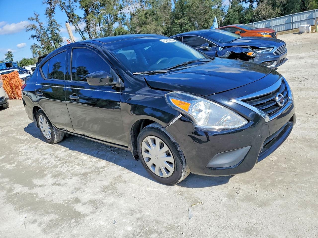 2018 Nissan Versa s