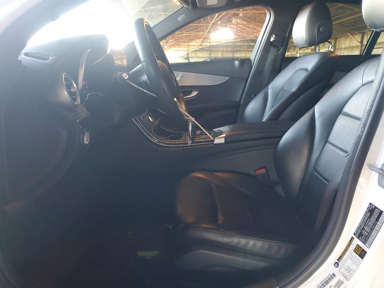 2019 Mercedes-Benz C300