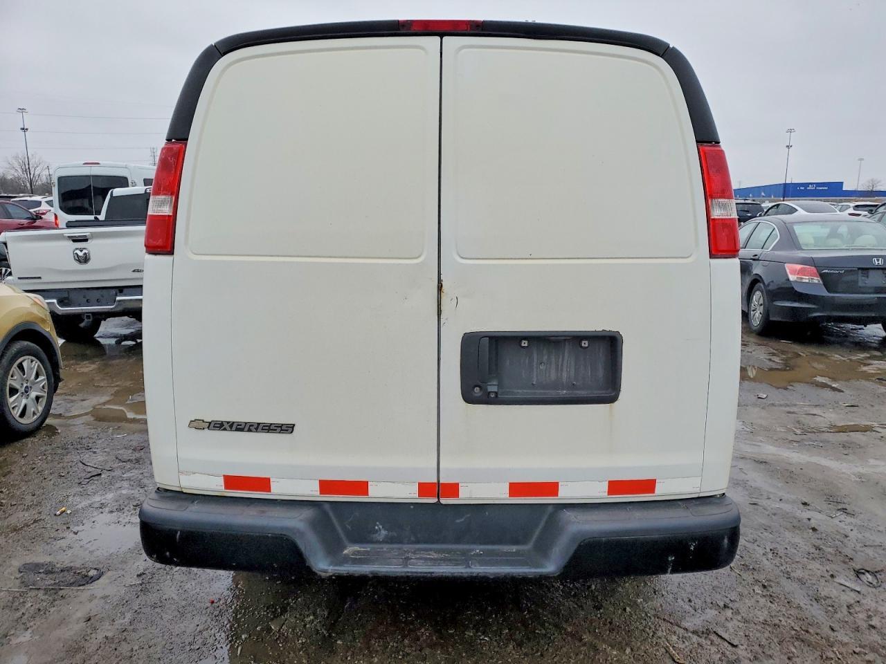 2018 Chevrolet Express G2500 Utility / Service Van