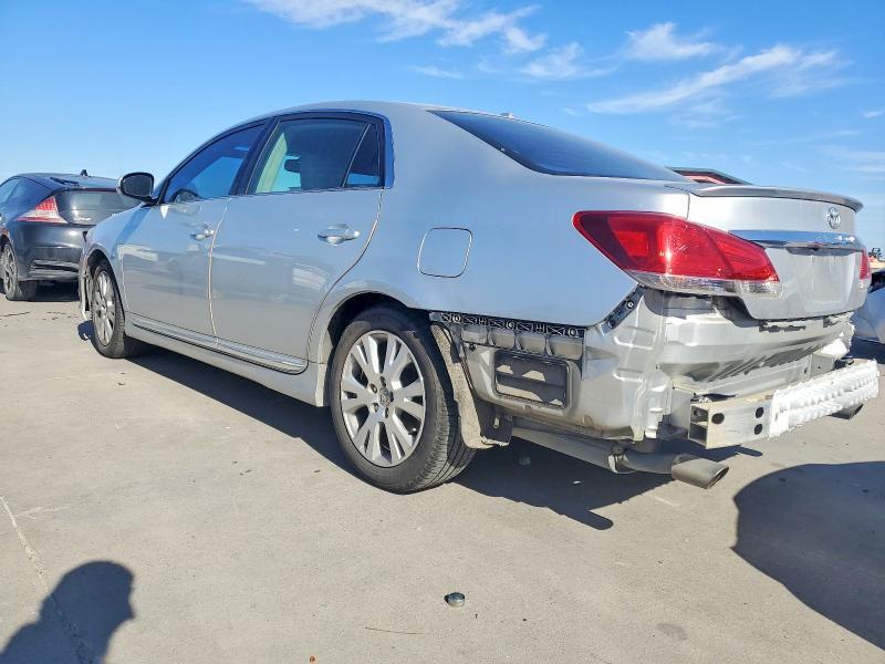 2012 Toyota Avalon Base