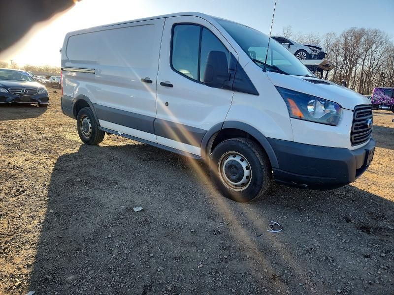 2015 Ford Transit T-250