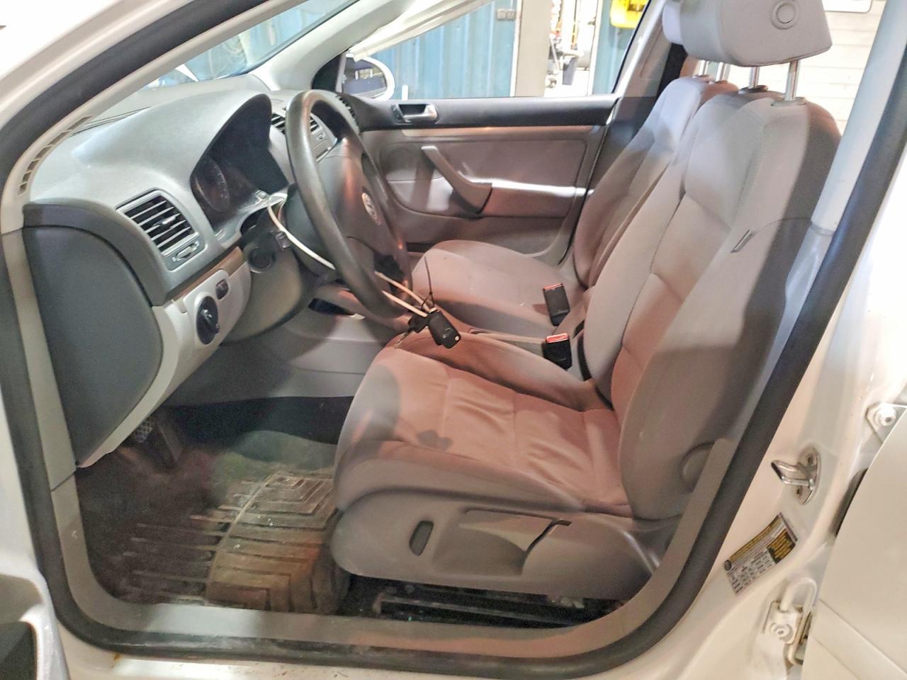 2009 Volkswagen Rabbit
