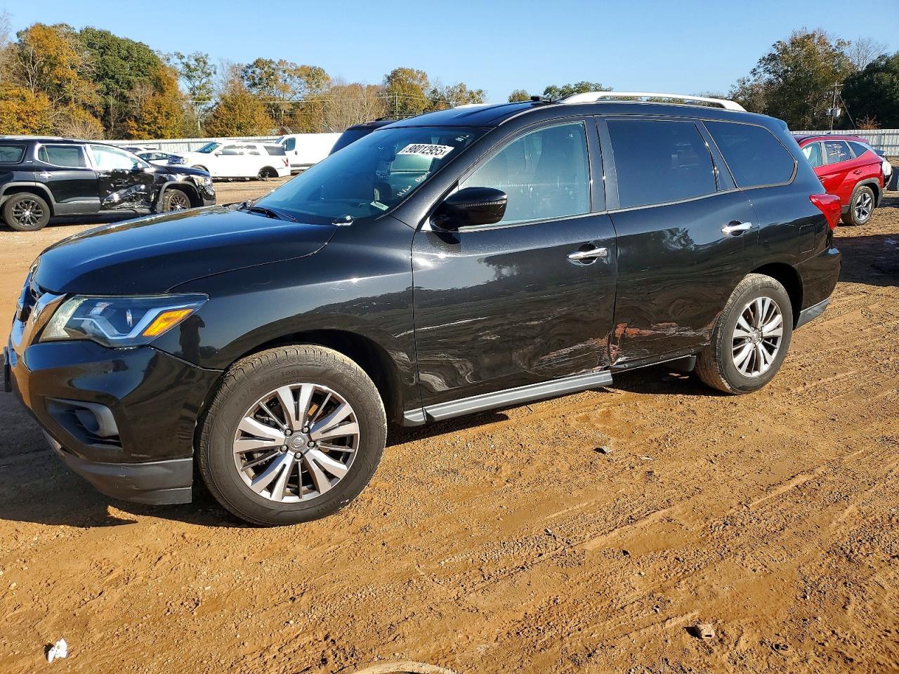 2019 Nissan Pathfinder s