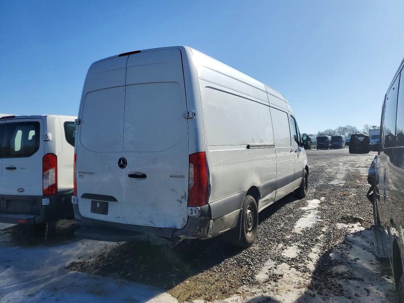 2022 Mercedes-Benz Sprinter 2500