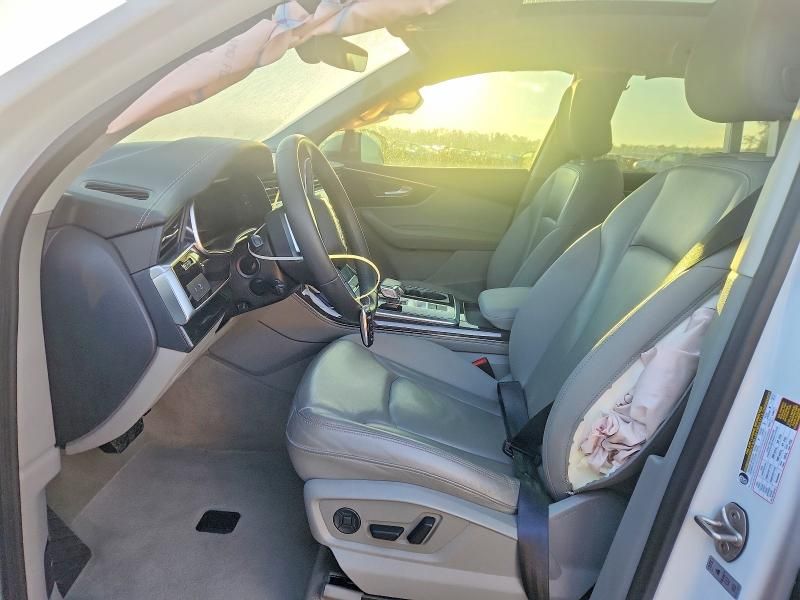 2024 Audi Q7 Premium Plus