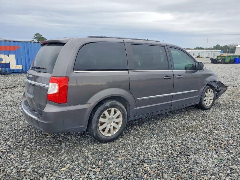2015 Chrysler Town & Country Touring