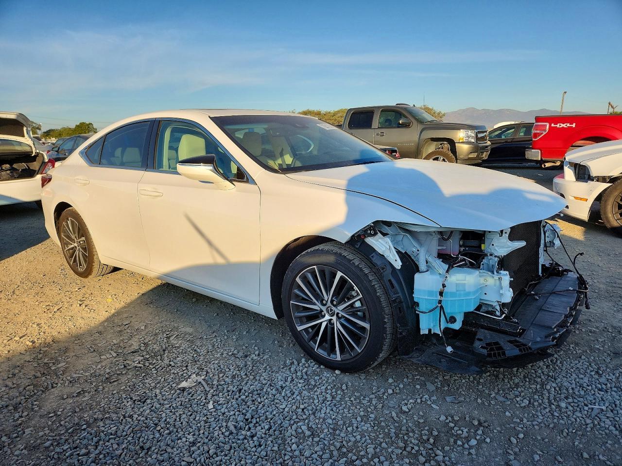 2025 Lexus Es 300h Base