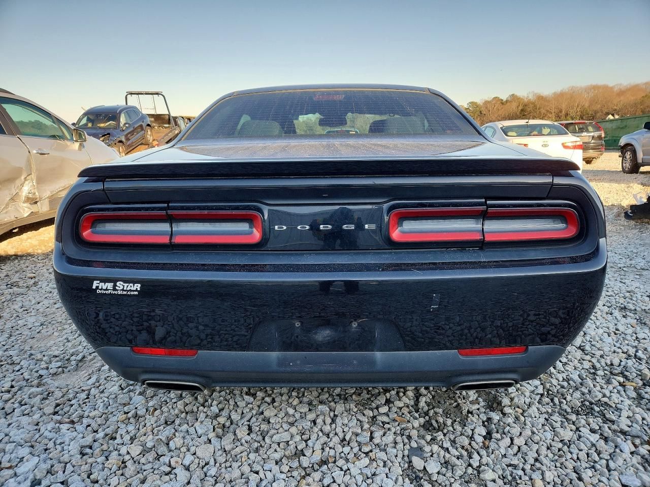 2016 Dodge Challenger sxt
