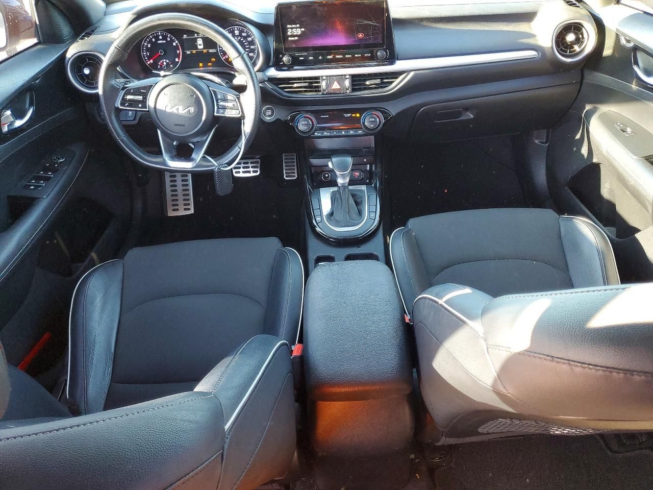 2023 KIA Forte gt Line