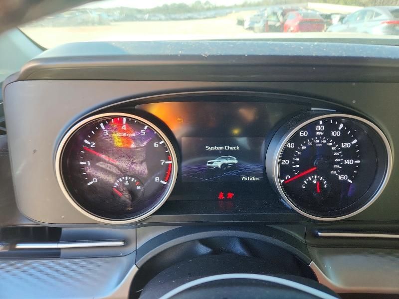 2022 KIA Carnival lx