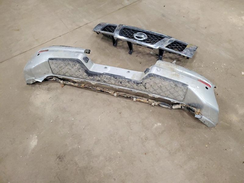 2012 Nissan Armada sv