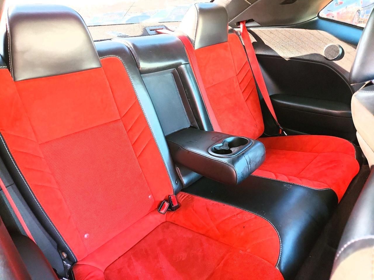 2016 Dodge Challenger srt 392