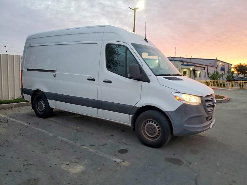 2020 Mercedes-Benz 2020 Mercedes Benz Sprinter 2500 Delivery van