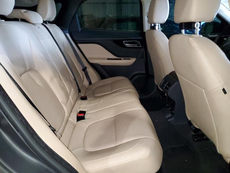 2019 Jaguar F-pace Premium