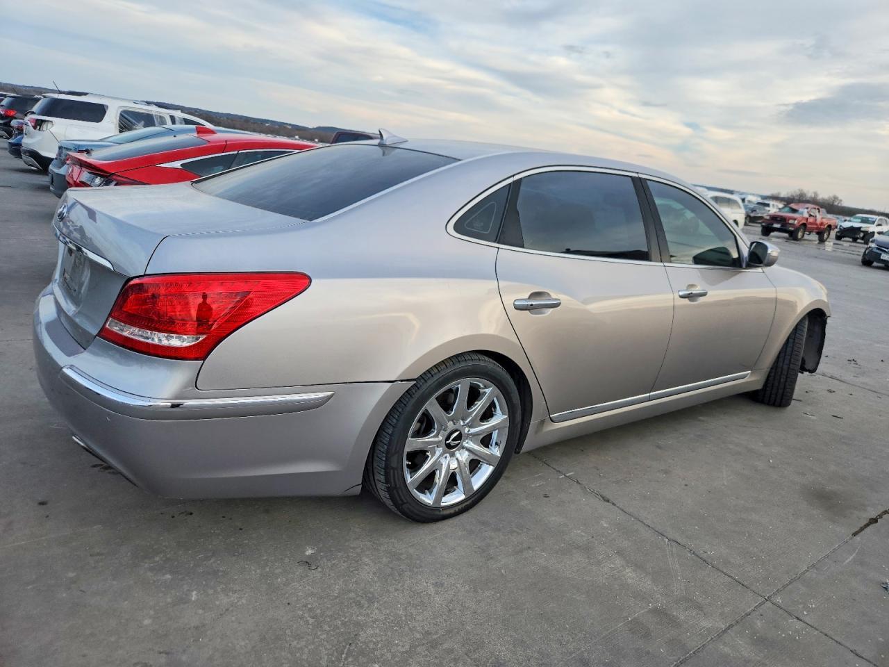2013 Hyundai Equus Signature