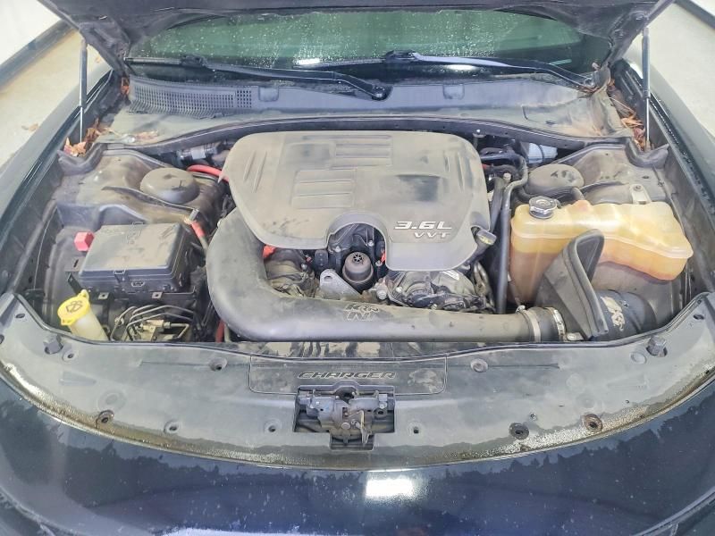 2016 Dodge Charger sxt