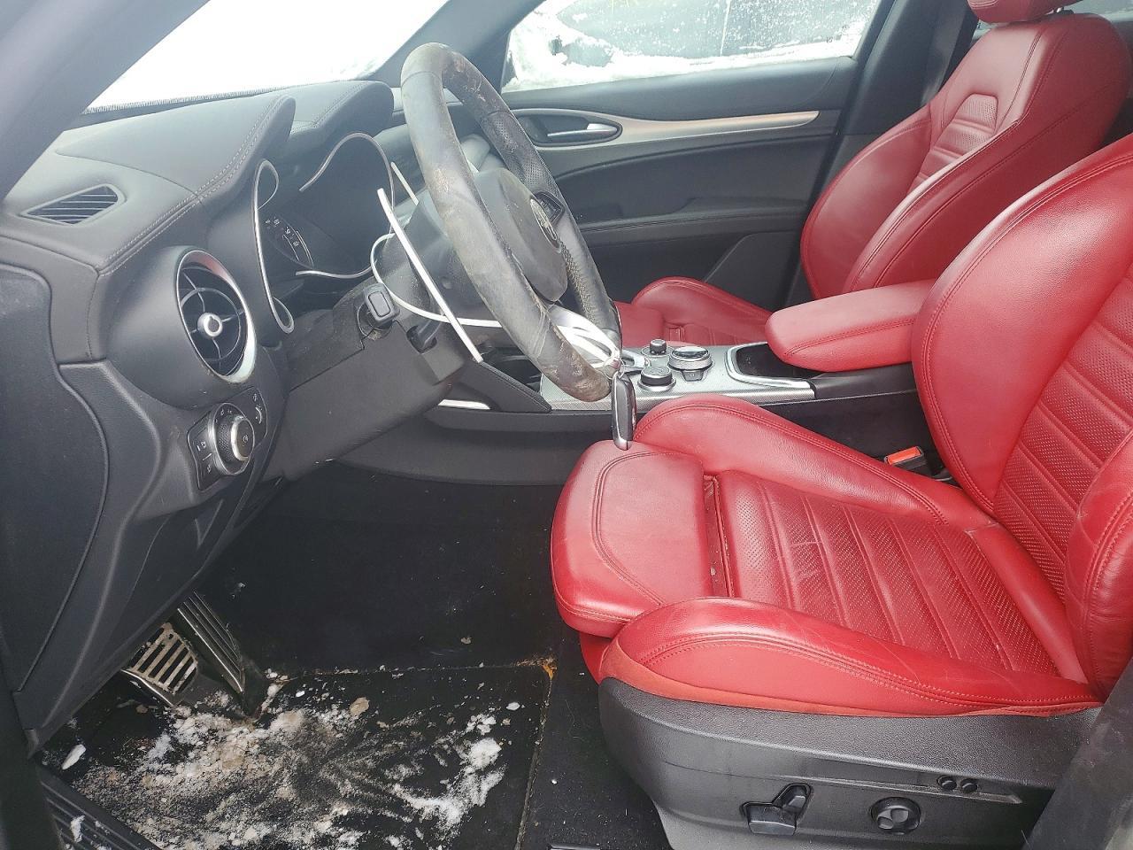 2023 Alfa Romeo Stelvio ti