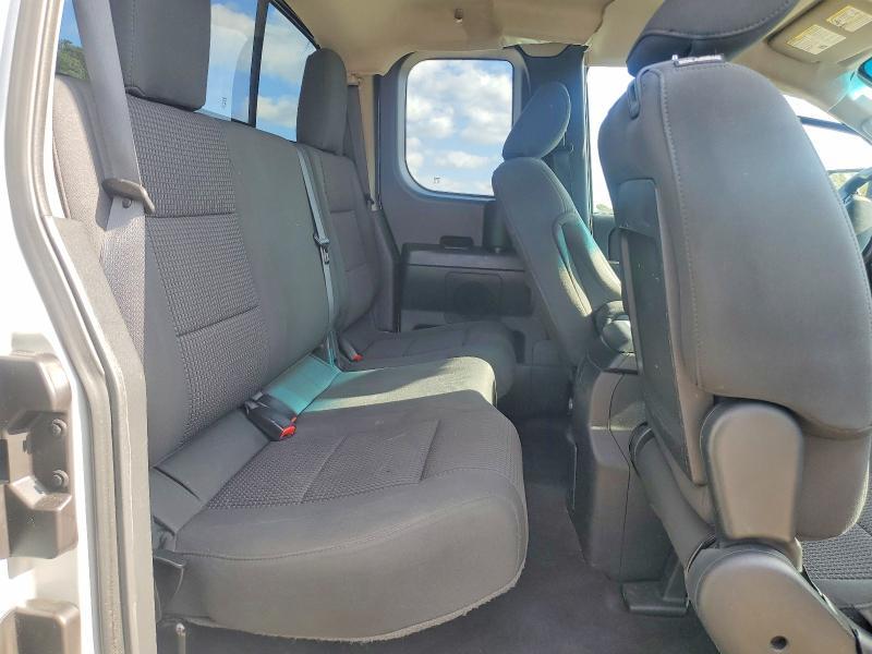 2014 Nissan Titan s