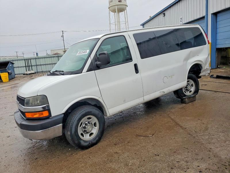 2013 Chevrolet Express G3500 lt