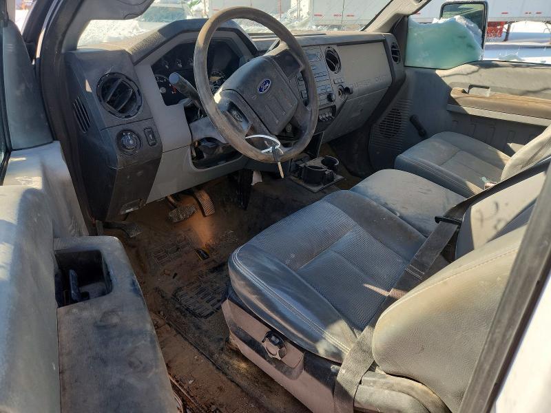 2014 Ford F450 Super Duty Flatbed Truck