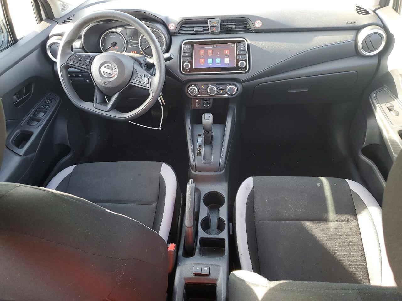 2025 Nissan Versa s