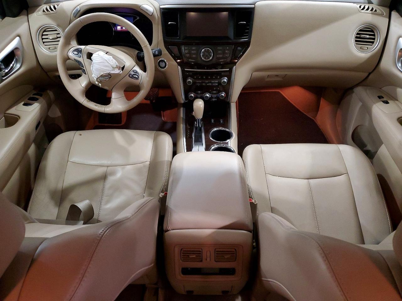 2014 Nissan Pathfinder s