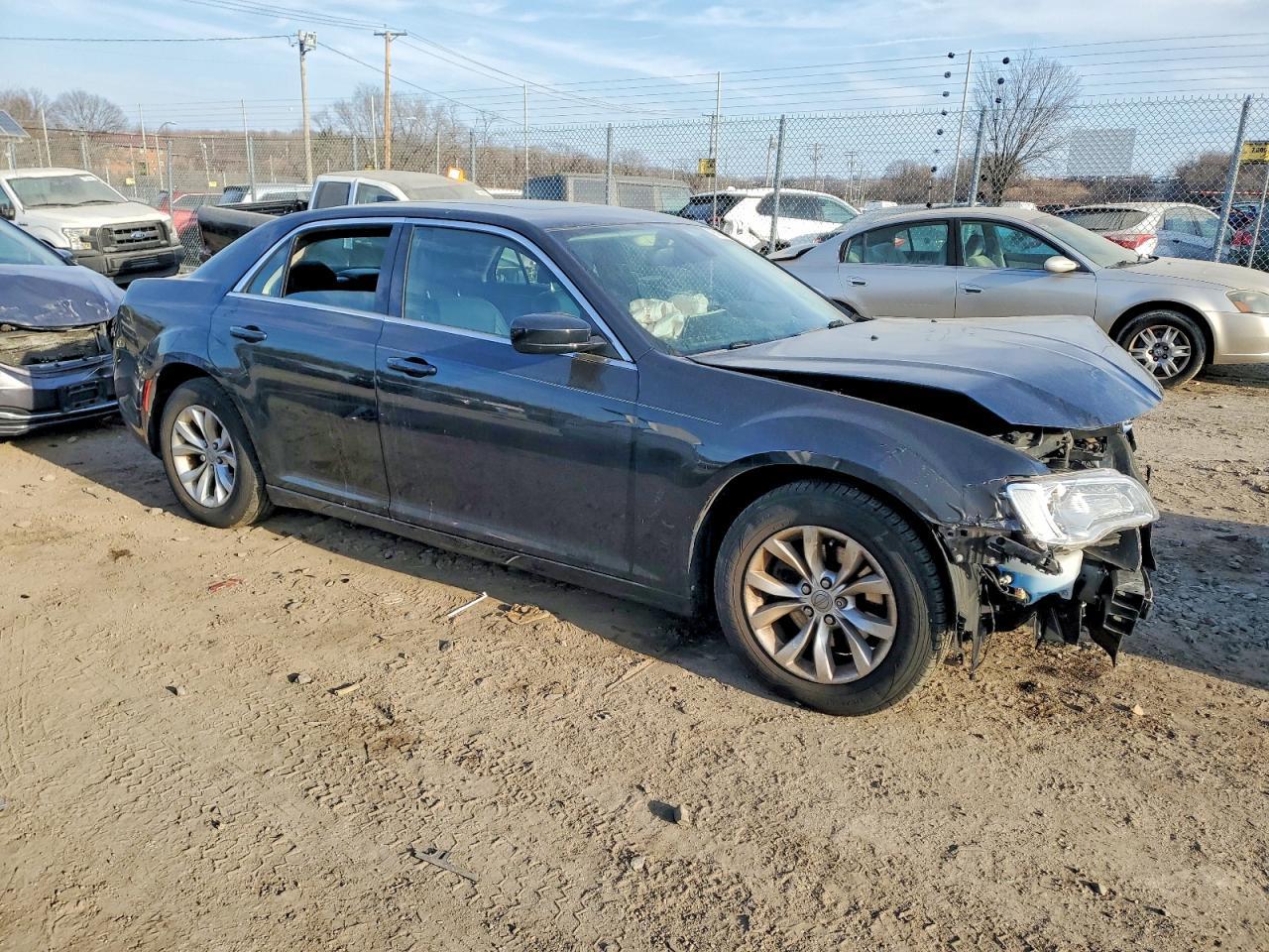 2015 Chrysler 300 Limited
