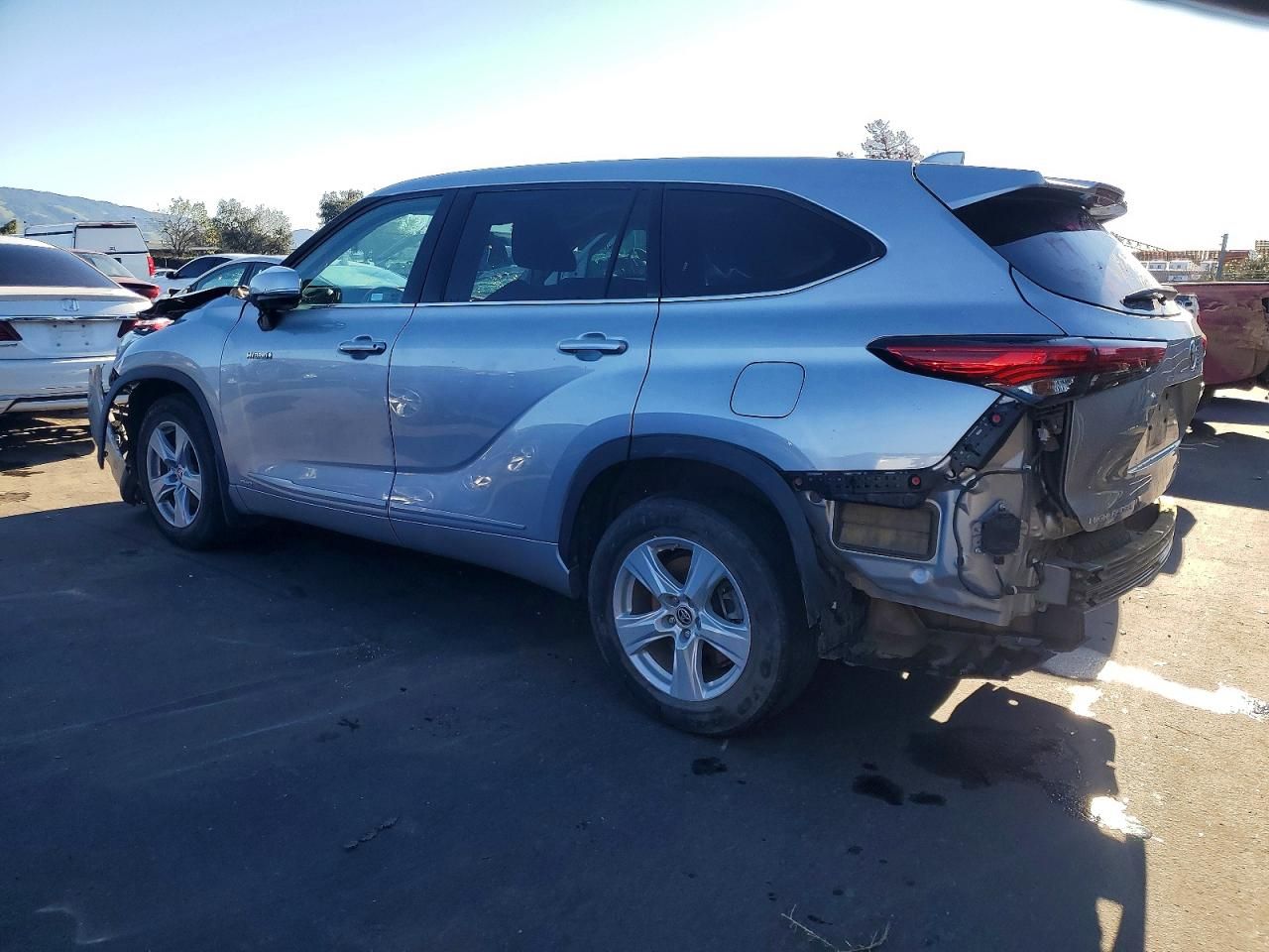 2020 Toyota Highlander Hybrid le