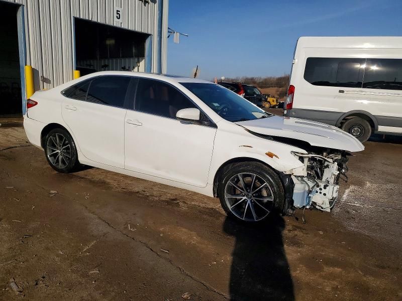 2016 Toyota Camry xse