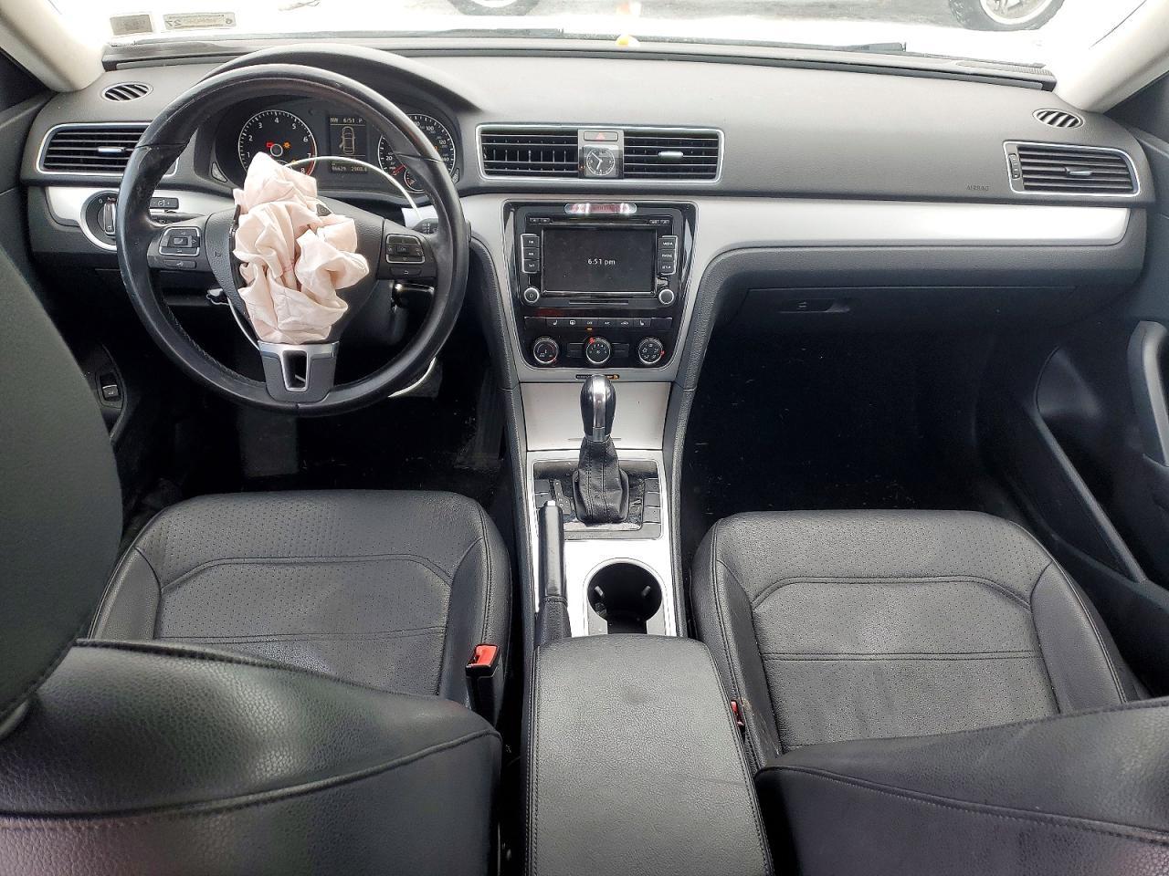 2013 Volkswagen Passat se