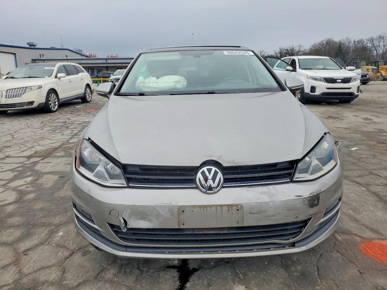 2017 Volkswagen Golf s