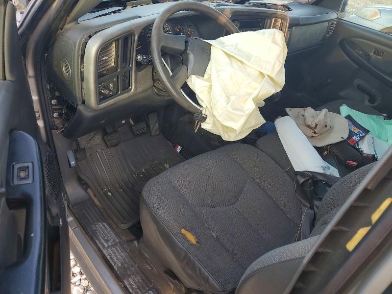 2004 Chevrolet Silverado C1500