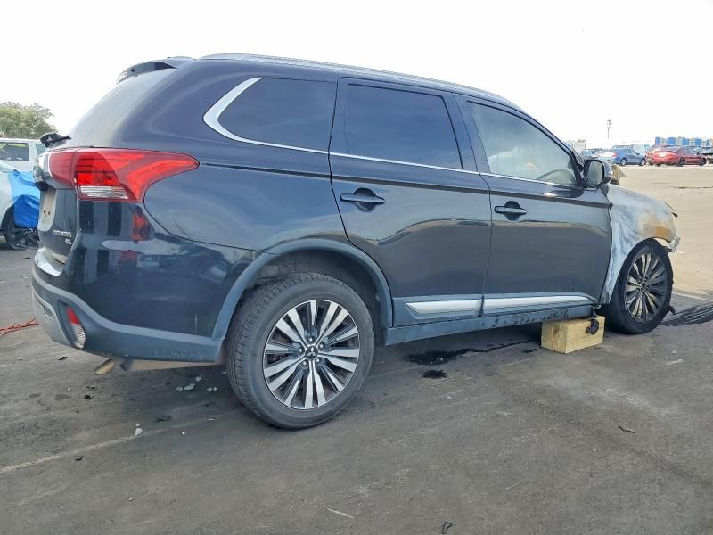 2019 Mitsubishi Outlander se