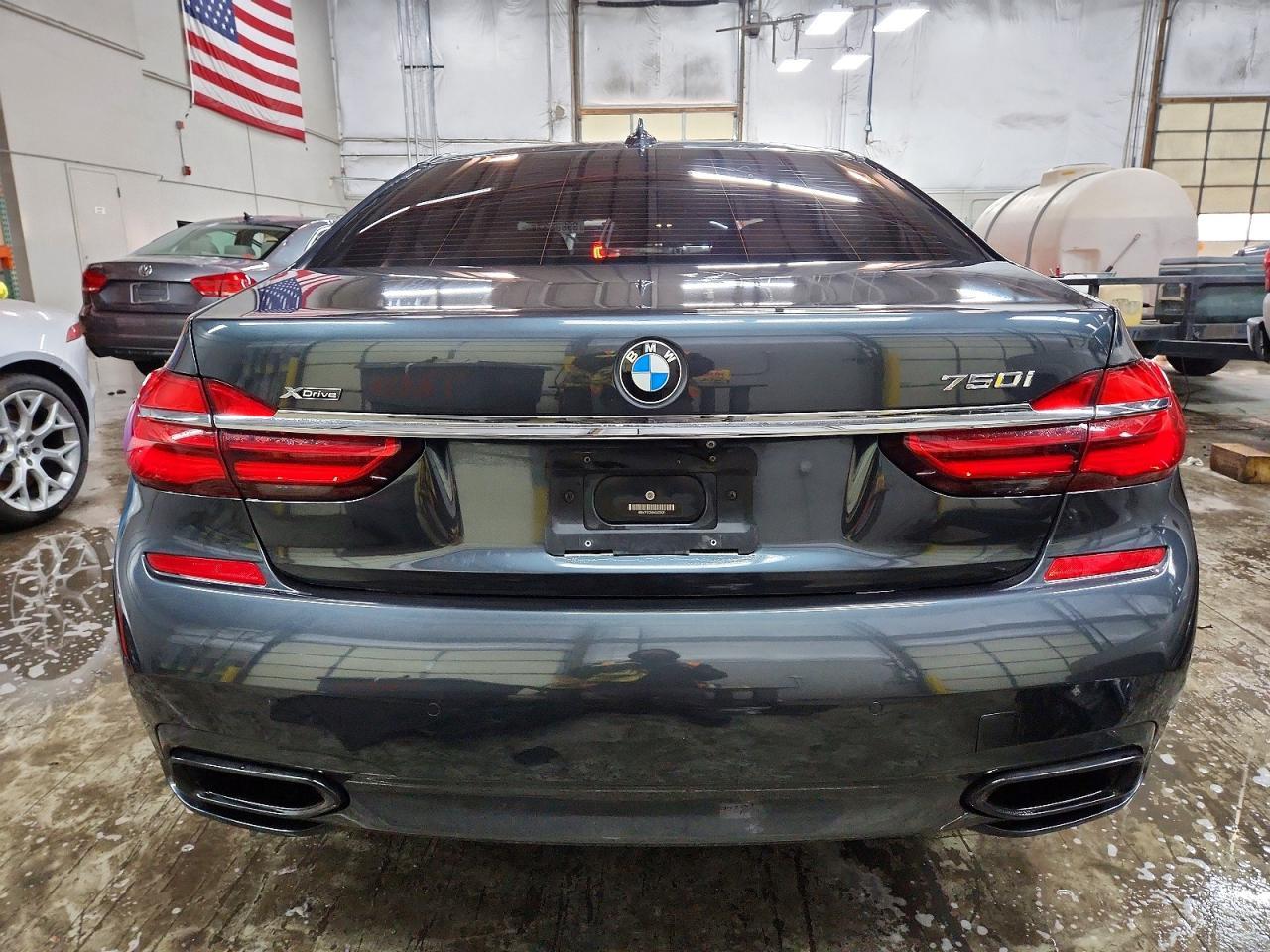 2017 BMW 750 xi