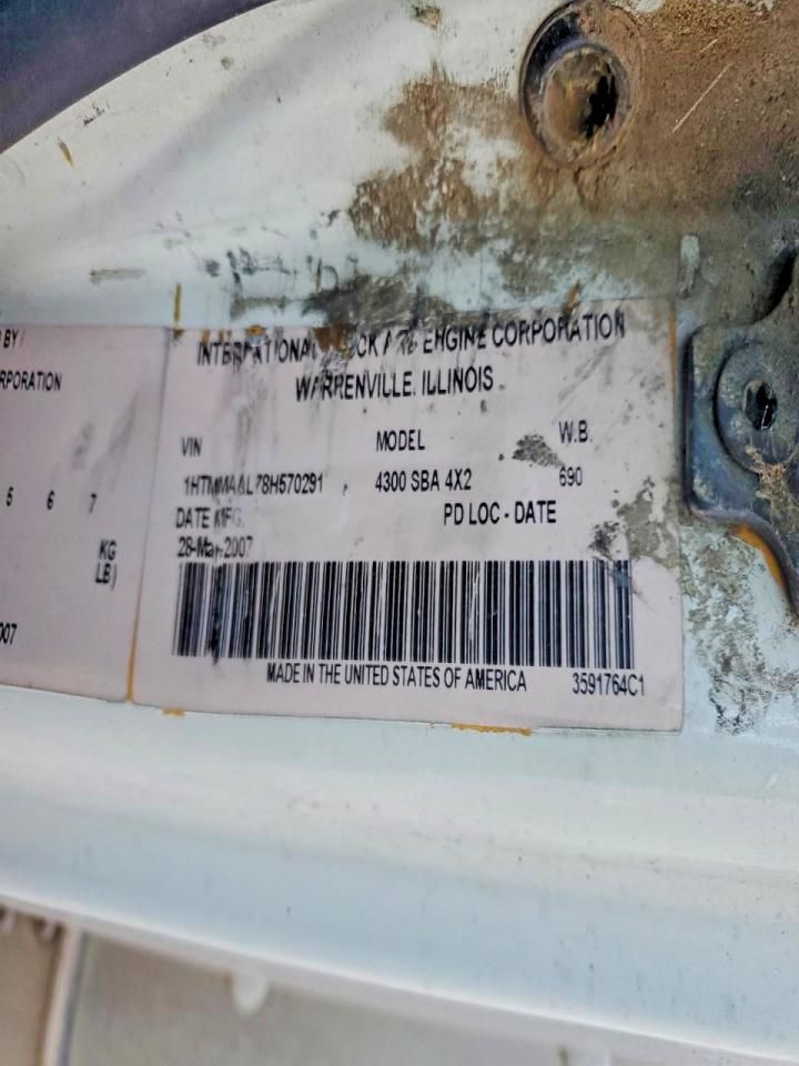 2008 International 4000 4300-BOX Truck