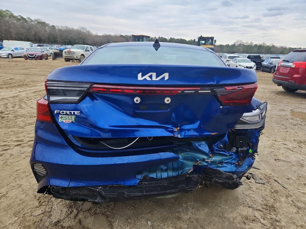 2022 KIA Forte fe