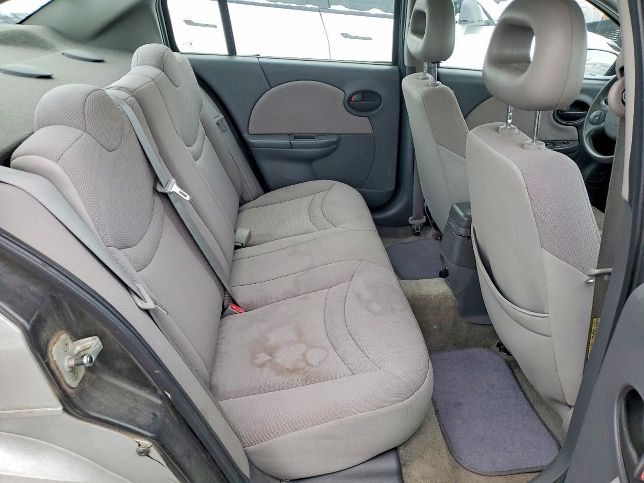 2004 Saturn Ion Level 2