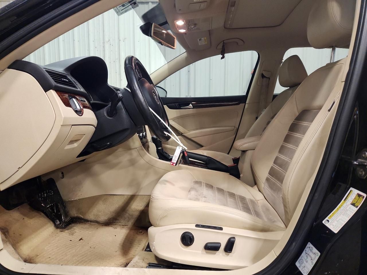 2012 Volkswagen Passat sel