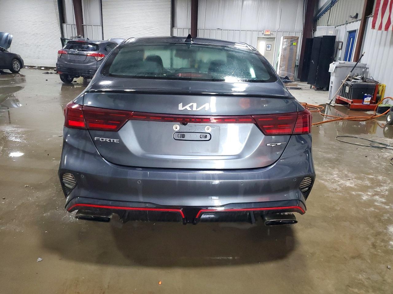2022 KIA Forte gt